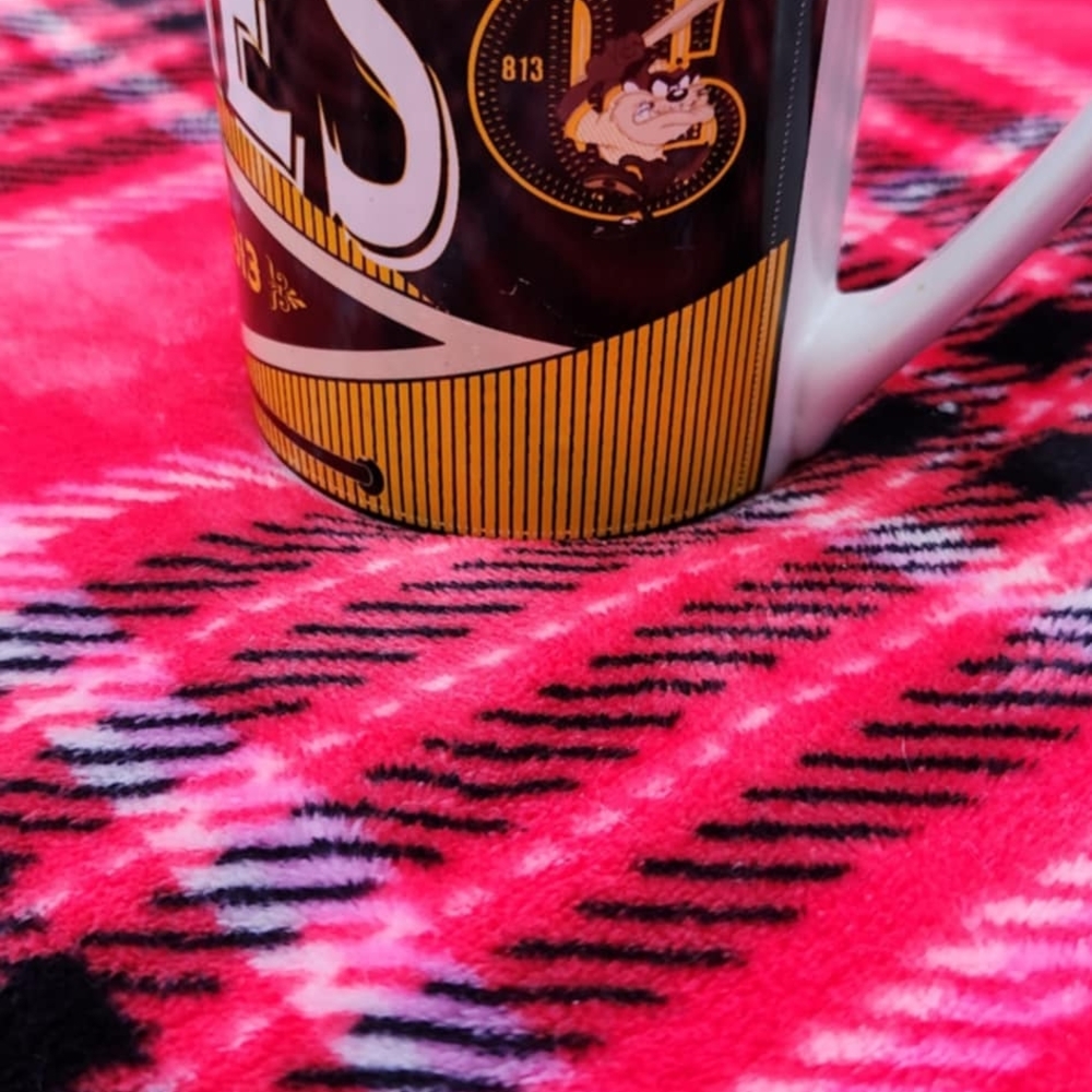 Looney Tunes Gibson Mug Taz League Baseball Sports Legends